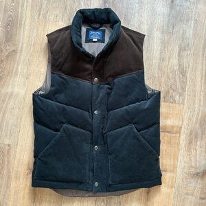 J. Crew Men's Navy and Dark Brown Corduroy Vest
